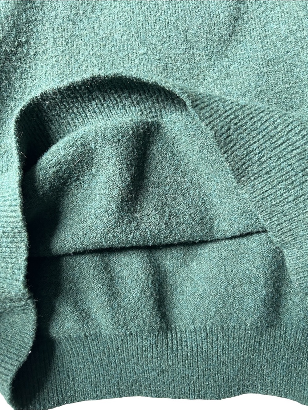 Women’s Crewneck Sweaters - Picture 3 of 5